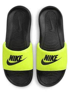 Chancla Nike Victori Negra Fosforita M