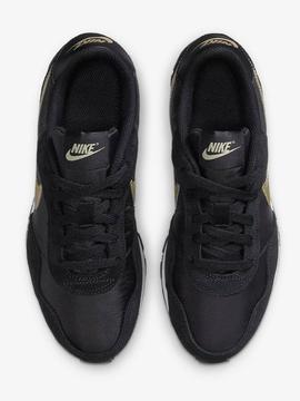 Zapatilla Nike Valiant Negro/Oro Mujer